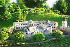 Studenica-Monastery-Vrnjacka-Banja-Serbia.jpg