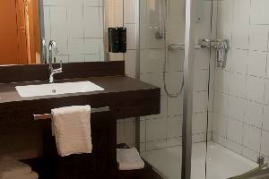 messmer-hotel-bregenz-austria_bathroom.jpg