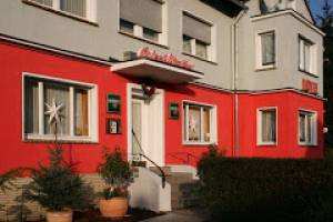 onkel-walter-hotel-dortmund-germany.jpg